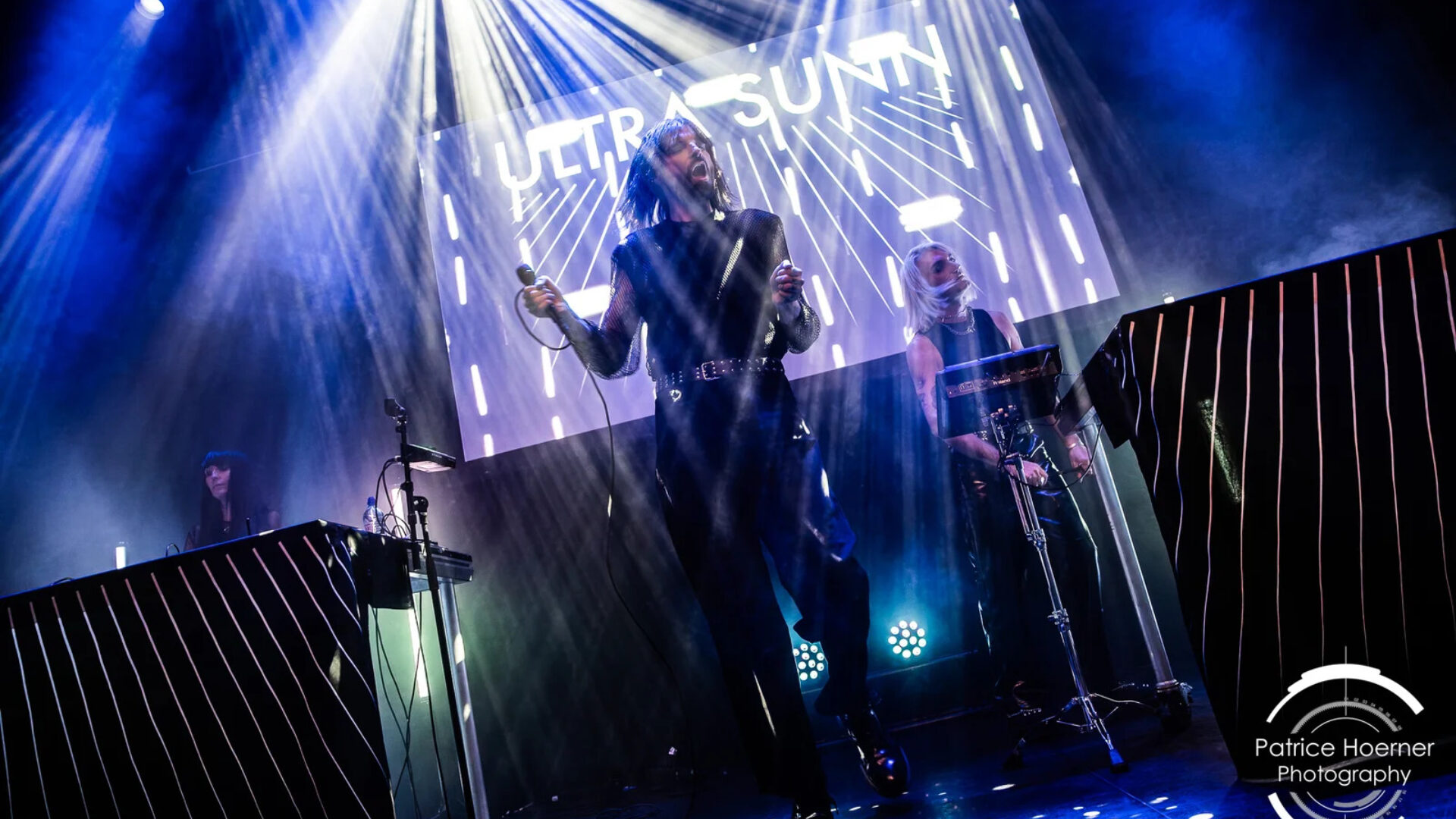Ultra Sunn + Ducta­pe + Dead Lights | 28 september 2025