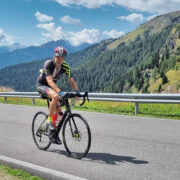 Crewlid Ralph beklimt de Mont Ventoux voor het goede doel