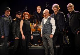 Still Collins op Still Collins