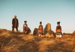 DakhaBrakha op DakhaBrakha