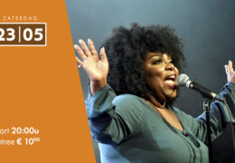 Michelle David & The True Tones - OLT Brunssum op Michelle David & The True Tones - OLT Brunssum