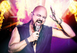 Geoff Tate op Geoff Tate