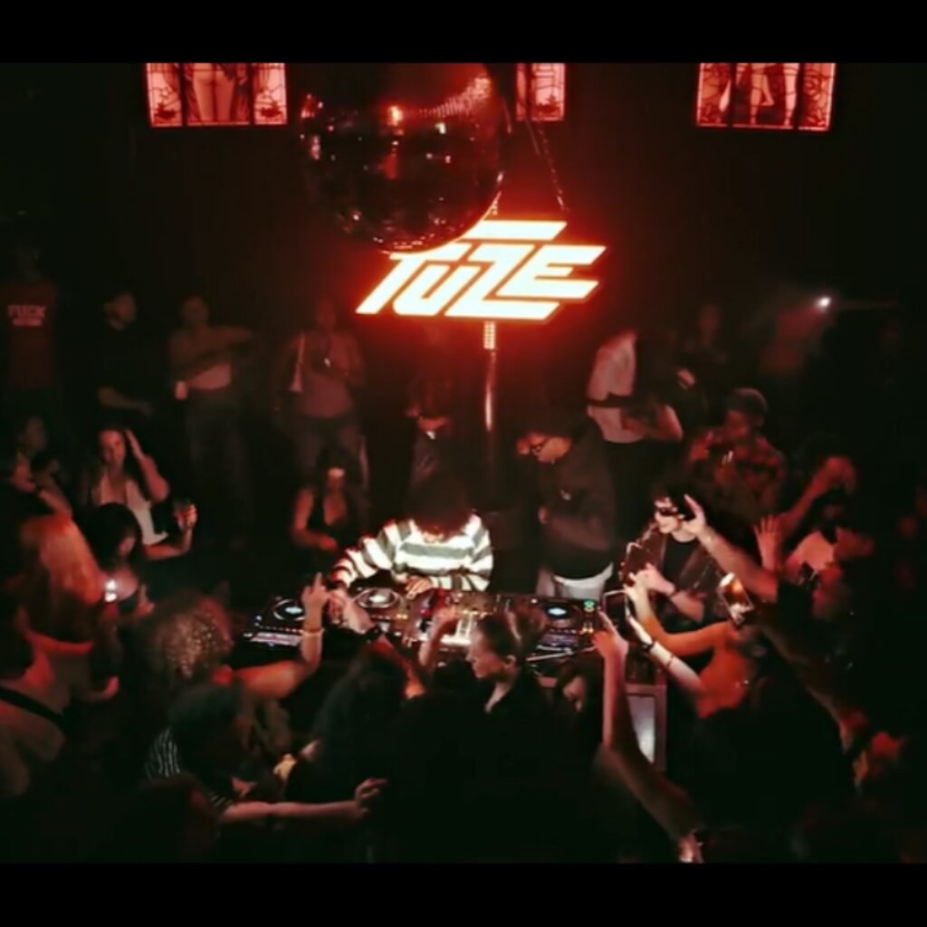 Fuze x Chuckie