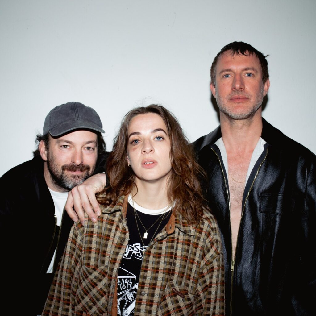 PunkCirkel ft. VALS ALARM + KABOUTERTJE PUTLUCHT