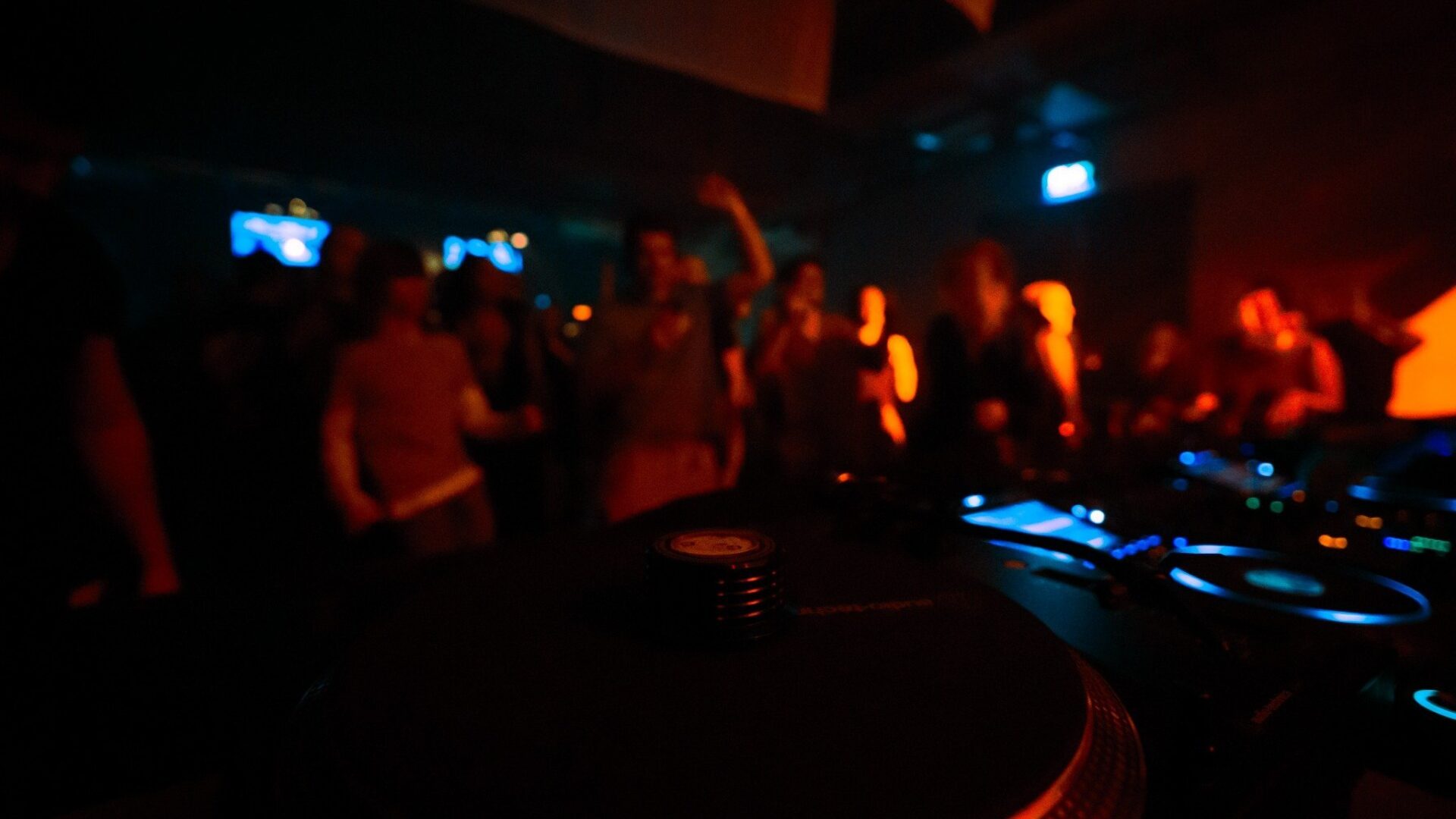 Open Decks