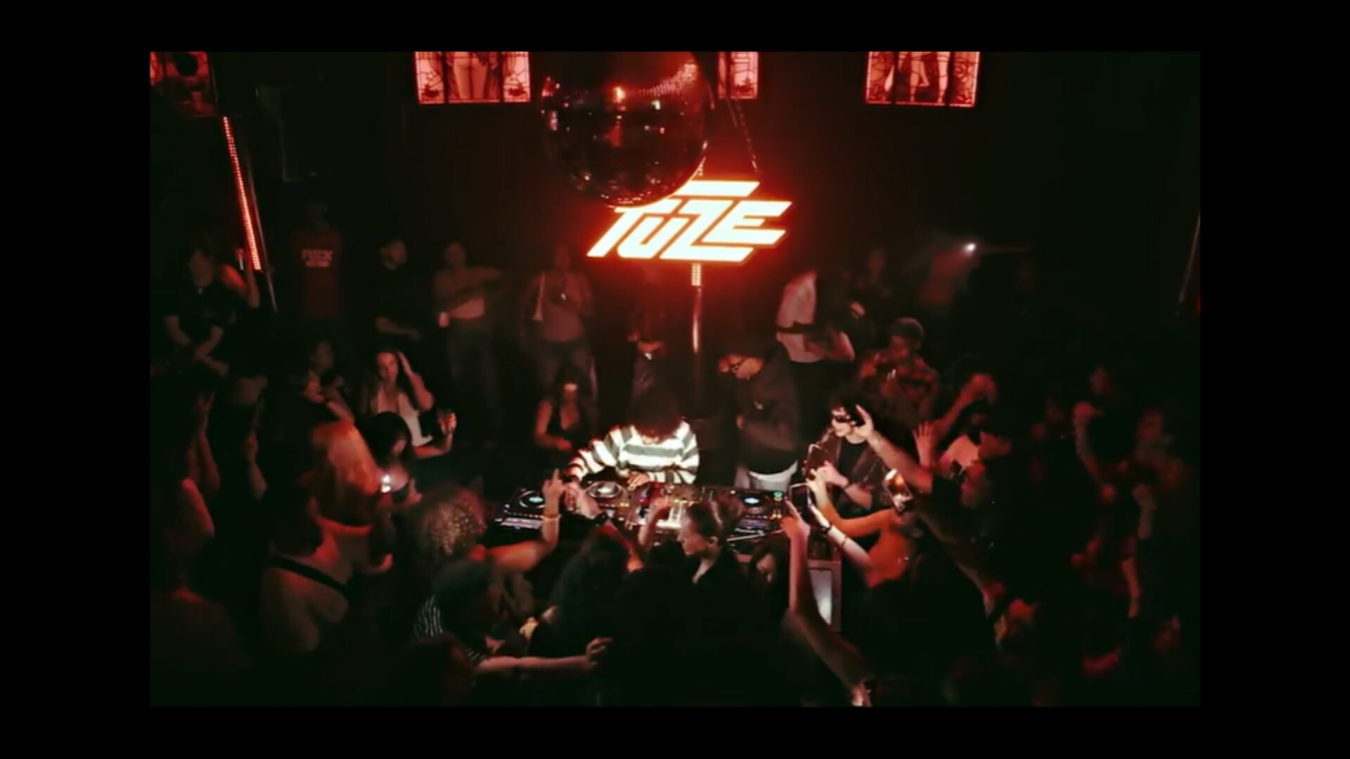 Fuze x Chuckie