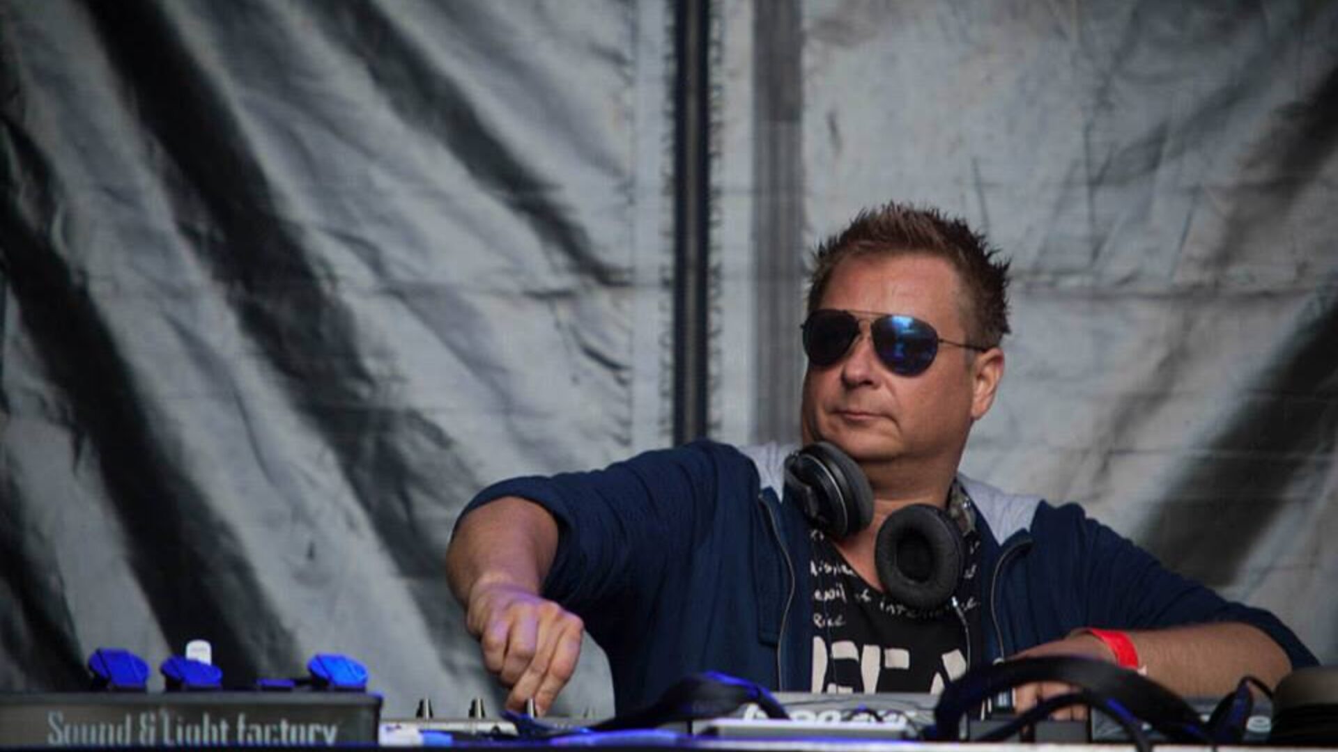 Gedonderdag met DJ Pat & Komophey
