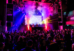 Early Resurrection op Early Resurrection