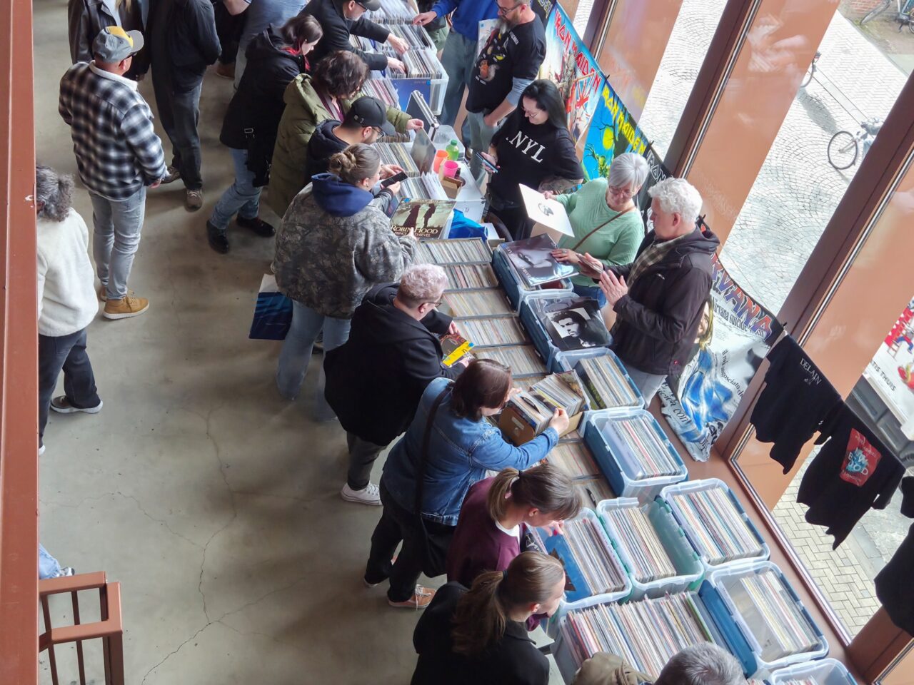 20260329 Platenbeurs NIEUWENOR 2