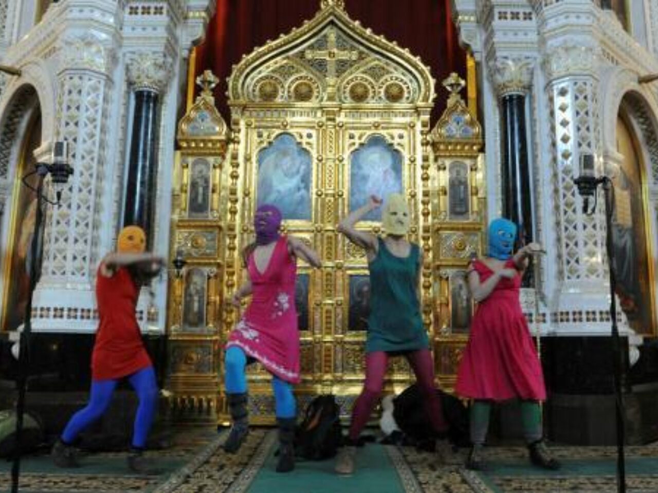 W Pussy Riot punk prayer