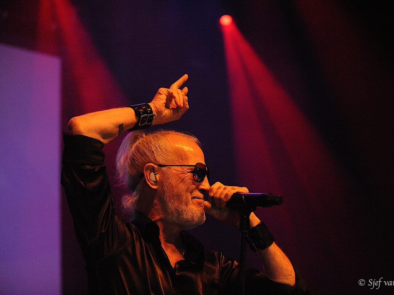 Men Without Hats 006