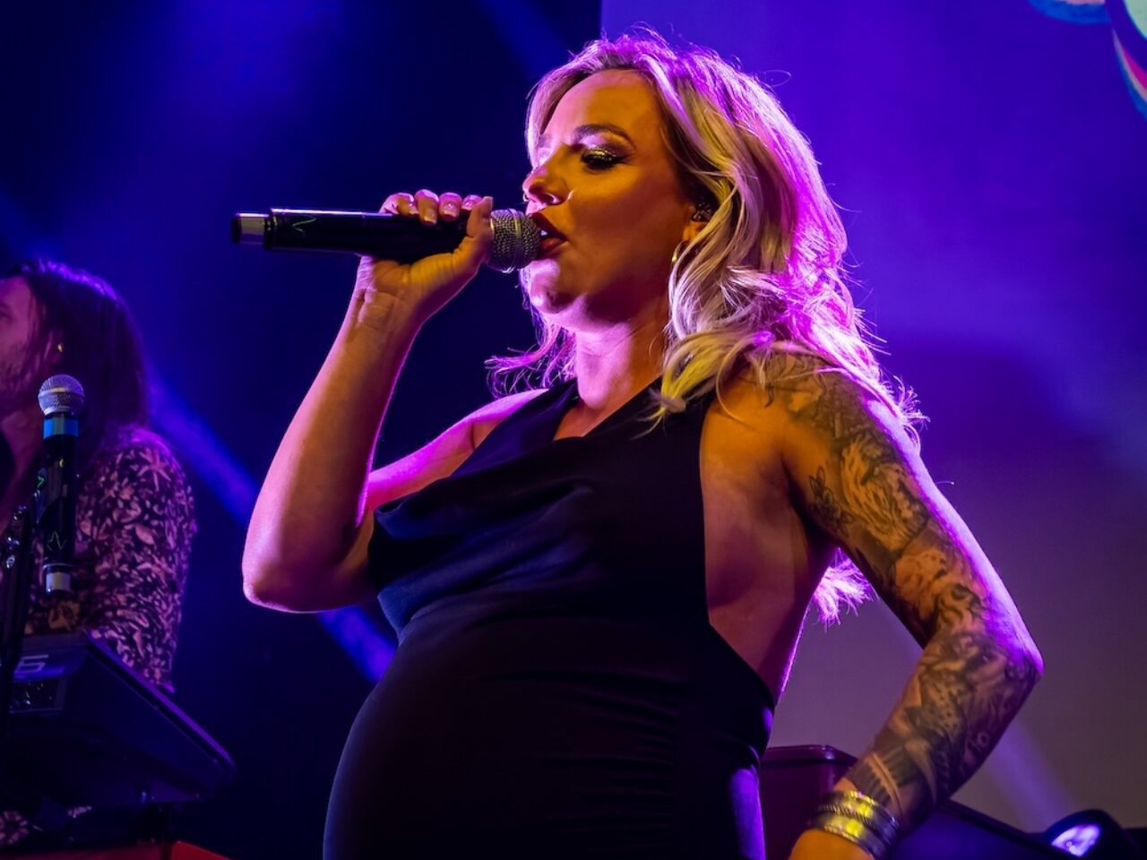 Classic Hits 2025 11