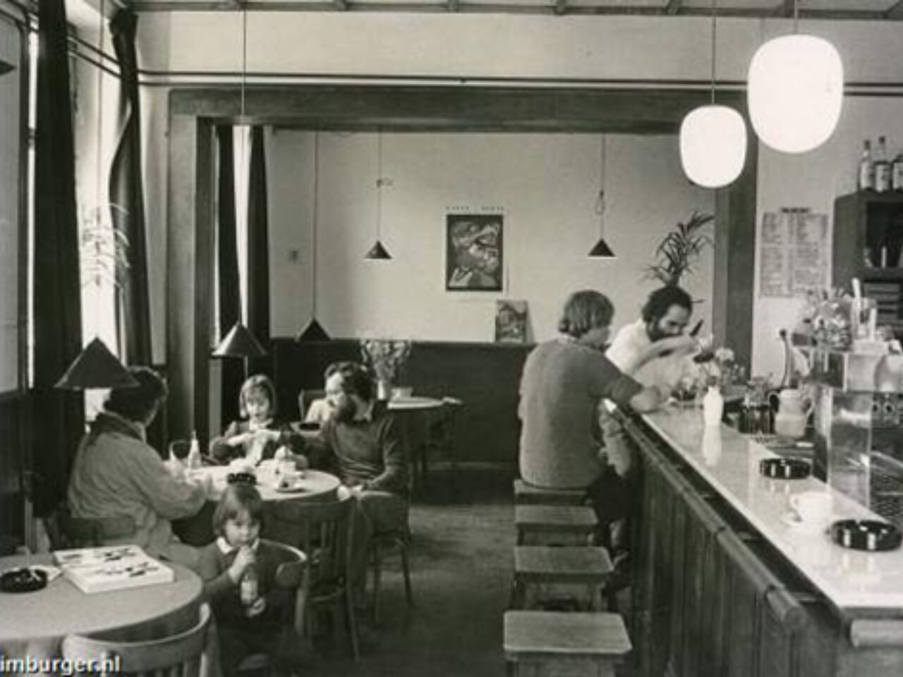 Een kijkje in de caferuimte in De Nor Foto Archief MGL Frans Welters1