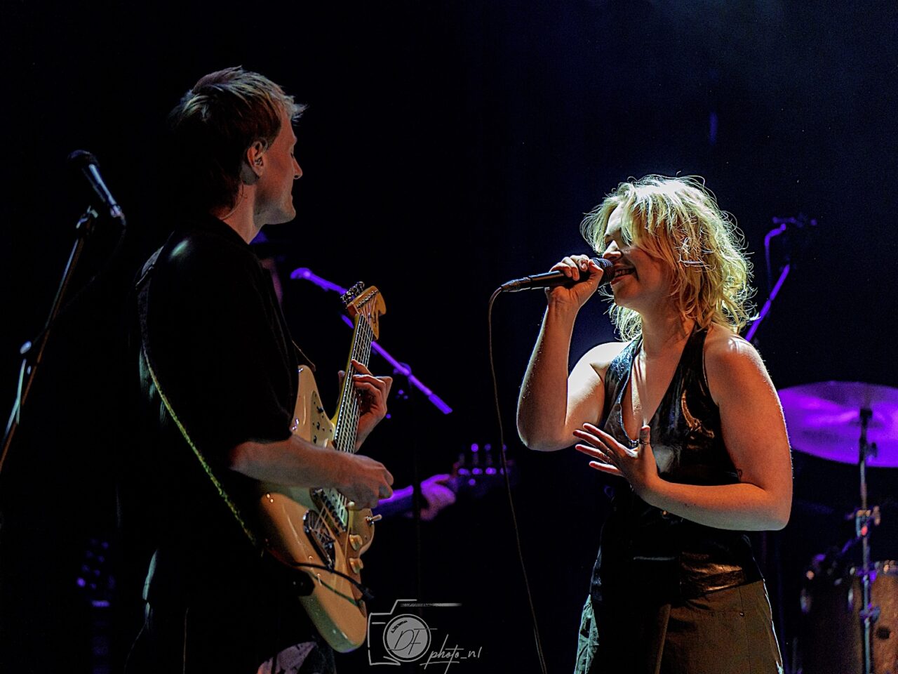 Philine Daniel Frissen Nieuwe Nor 8